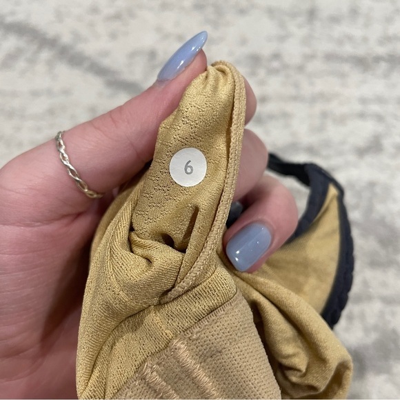 Lululemon Silver Hot 'N Sweaty Tank - Picture 12 of 14